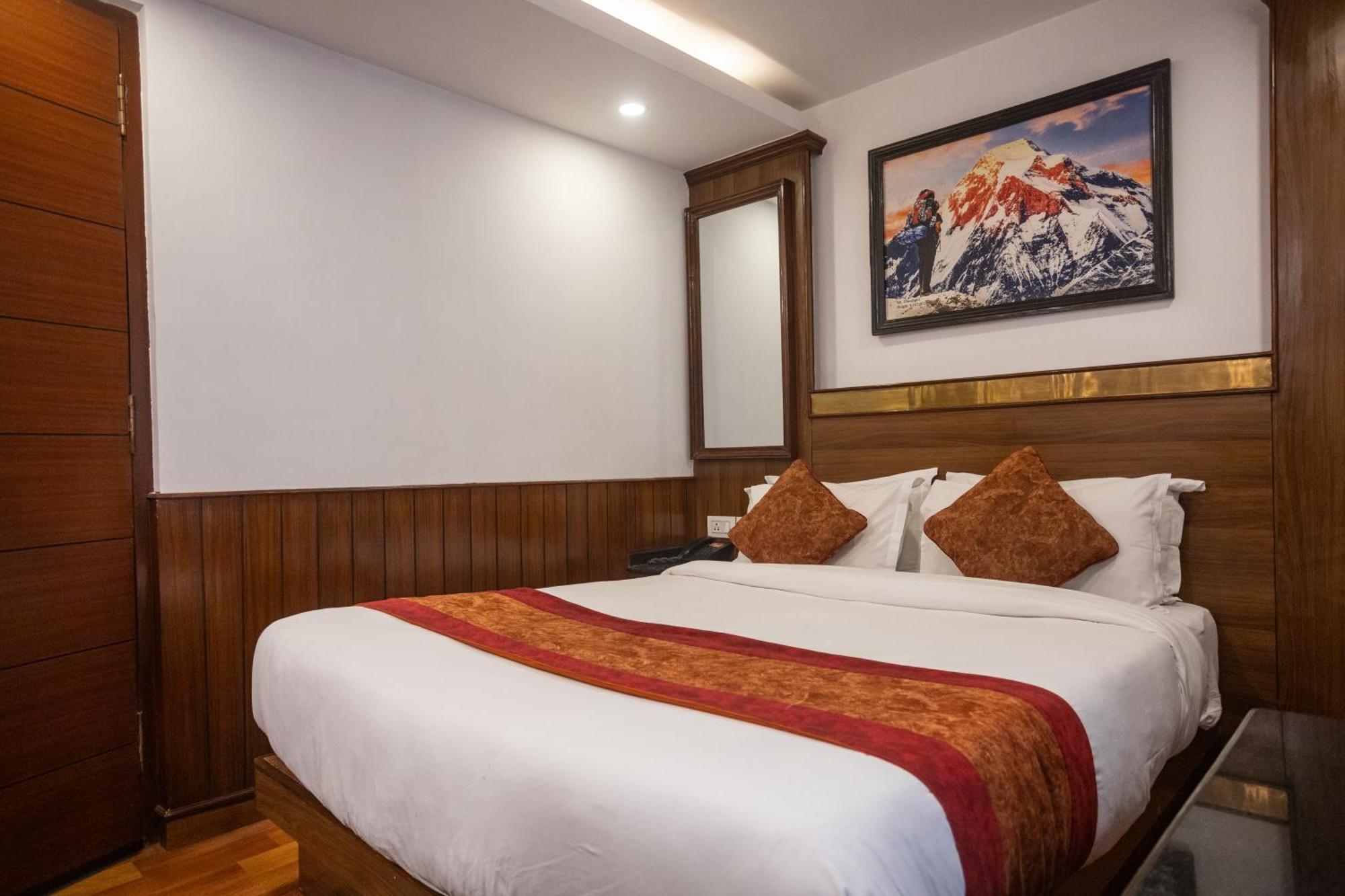 Thamel Boutique Hotel Катманду Экстерьер фото