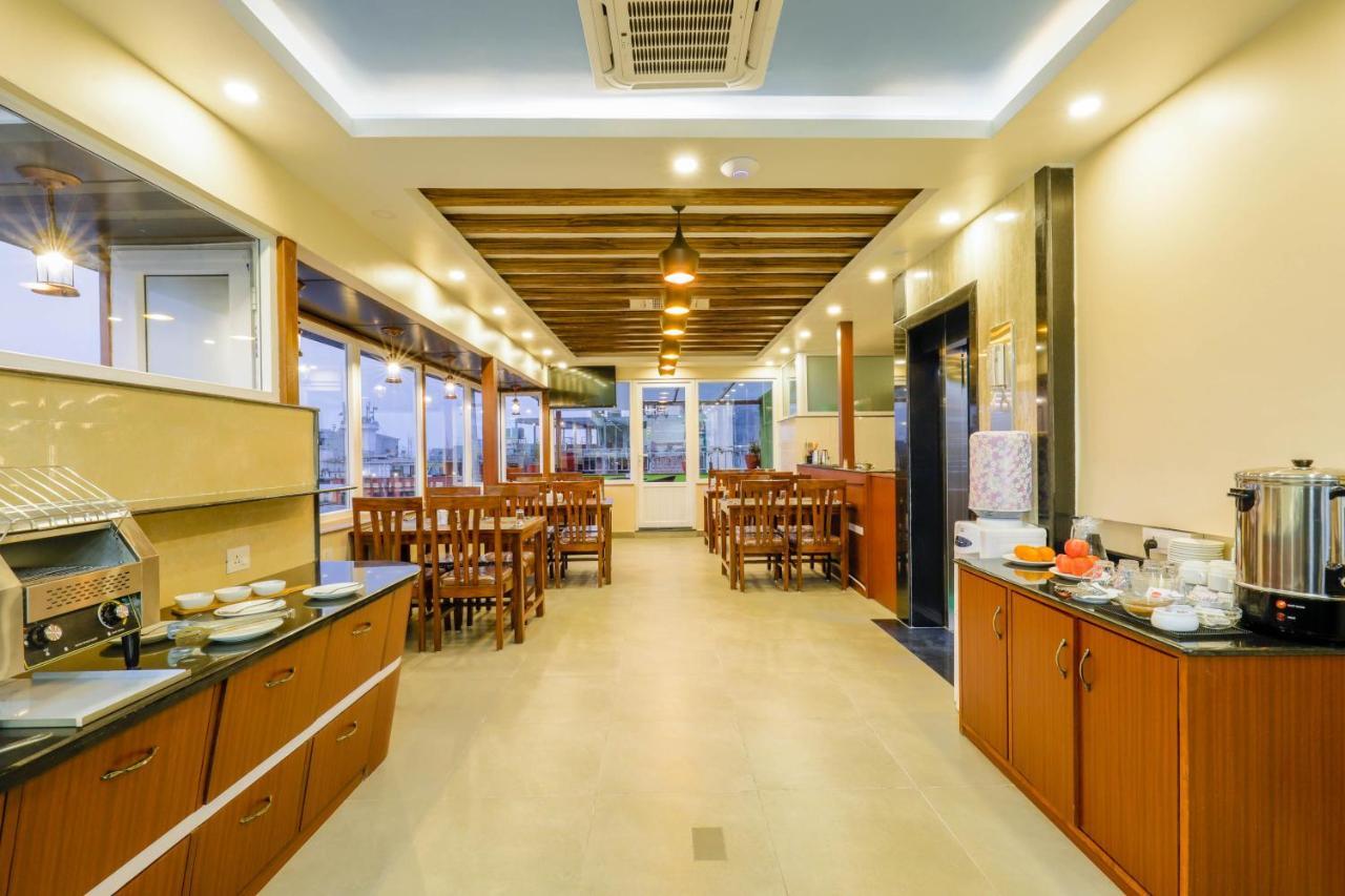 Thamel Boutique Hotel Катманду Экстерьер фото